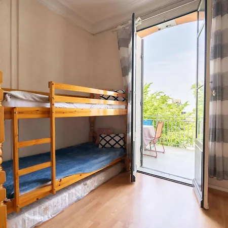 Durandal By Interhome شقة